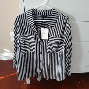 Women black and white striped button up long sleev